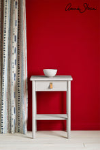 Load image into Gallery viewer, Chicago Grey - Chalk Paint® by Annie Sloan