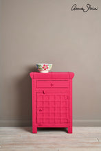 Load image into Gallery viewer, Capri Pink - Chalk Paint® by Annie Sloan