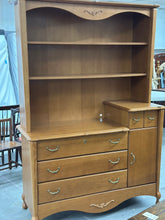 Load image into Gallery viewer, Two Piece Pali Nursery Furniture Set