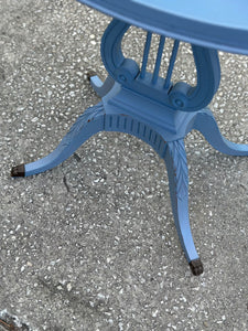 Dried Lavender Harp Table