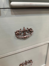 Load image into Gallery viewer, Antique 5 drawer Dresser