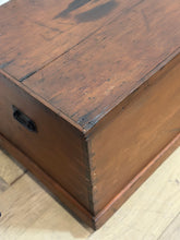 Load image into Gallery viewer, Primitive Pine Blanket Chest
