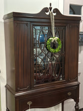 Load image into Gallery viewer, 1940’s Petite Federal Style China Cabinet