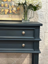 Load image into Gallery viewer, Drexel Heritage Console Nightstand Table