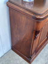 Load image into Gallery viewer, Primitive Buffet