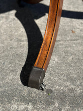Load image into Gallery viewer, Stanley Furniture Round Occasional Table