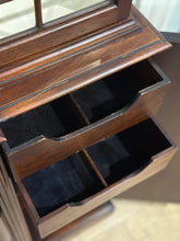 Load image into Gallery viewer, Stunning Mahogany Breakfront China Cabinet