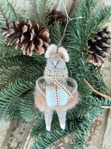 Wool Felt Mouse with Present