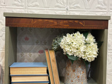 Load image into Gallery viewer, Small Vintage Bookcase