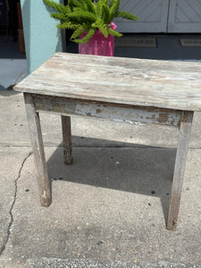 Primitive Petite Farm Table