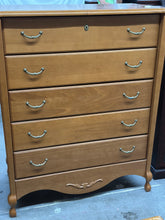 Load image into Gallery viewer, Two Piece Pali Nursery Furniture Set