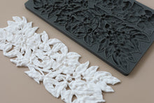 Load image into Gallery viewer, Hazel &amp; Bay
Mould | 6” x 10