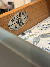 Load image into Gallery viewer, Hi Hat Line Record Cabinet