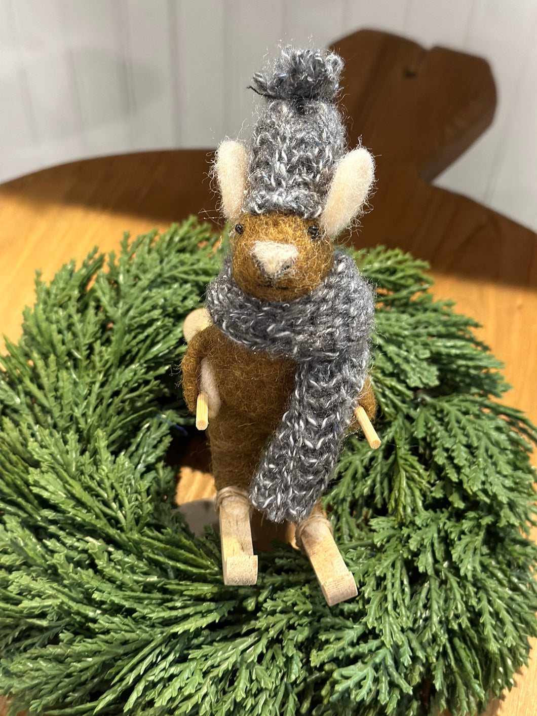 Wool felt skiing mouse