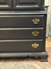 Load image into Gallery viewer, Sumter Furniture Co. 7 Drawer Chest