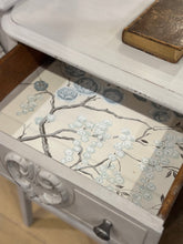 Load image into Gallery viewer, Antique Vanity Dressing Table