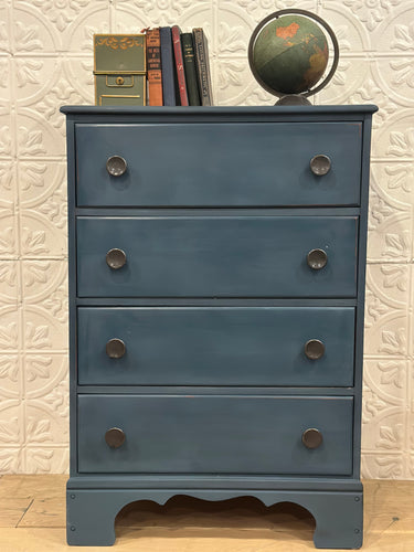 Petite 4 drawer chest