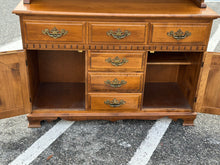 Load image into Gallery viewer, Moosehead Solid Maple Hutch