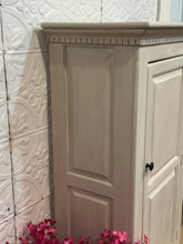 Load image into Gallery viewer, Primitive Jelly Cupboard