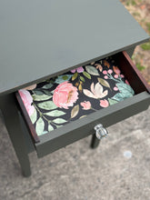 Load image into Gallery viewer, Vintage One drawer side Table