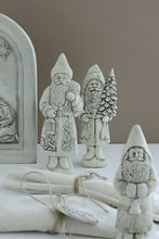 Load image into Gallery viewer, Belsnickel
Mould | 6” x 10”