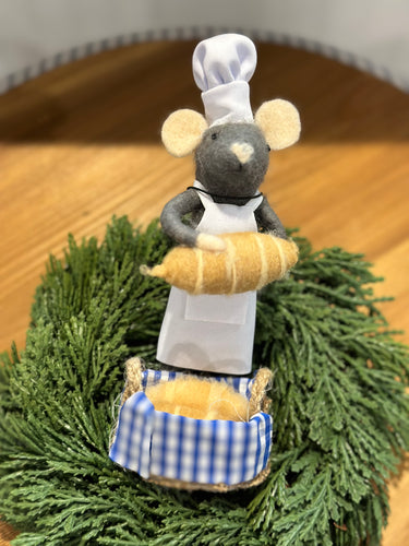 Wool felt Mouse Baker