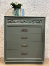 Load image into Gallery viewer, MCM Thomasville 5 drawer chest