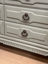 Load image into Gallery viewer, Vintage Drexel 9 Drawer Dresser