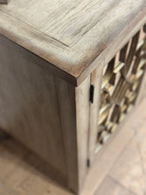 Load image into Gallery viewer, Hooker Sanctuary Console Buffett