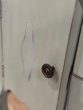 Load image into Gallery viewer, Vintage Sideboard Buffet