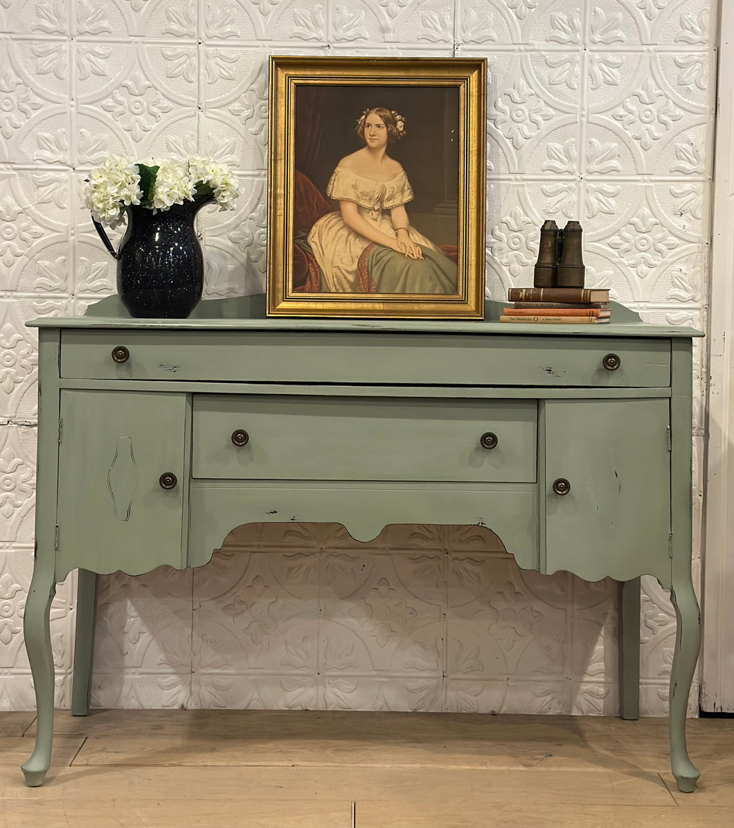 Vintage Sideboard Buffet