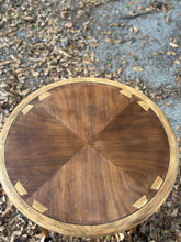 Load image into Gallery viewer, Vintage Lane MCM Acclaim Table