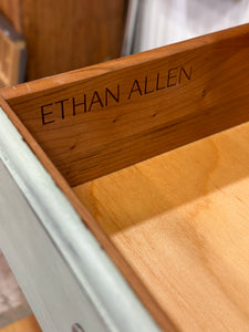 Ethan Allen 10 Drawer Dresser