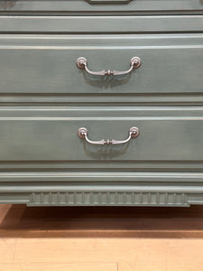 Drexel 5 Drawer Chest