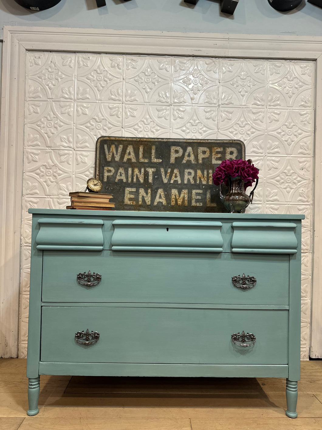 Antique 5 drawer Dresser