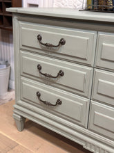 Load image into Gallery viewer, Vintage Drexel 9 Drawer Dresser