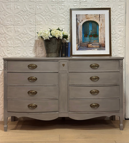 Dixie 8 Drawer Dresser