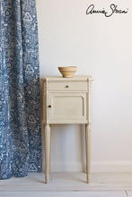 Load image into Gallery viewer, Old Ochre - Chalk Paint® by Annie Sloan
