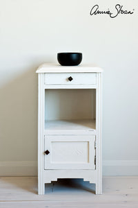 Pure - Chalk Paint® by Annie Sloan