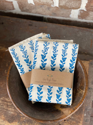 The High Fiber Blue Vine Kitchen Towel