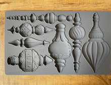 Load image into Gallery viewer, Baubles 6 x 10 IOD Decor Mould
